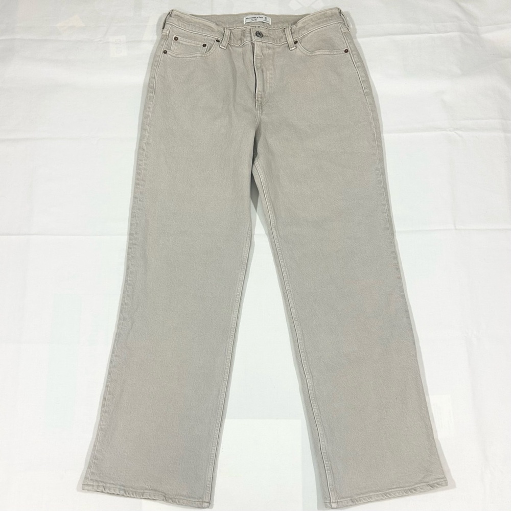 Abercrombie & Fitch A&F The Baggy Womens Size 8R 29x32 Low Rise Jeans Light Wash